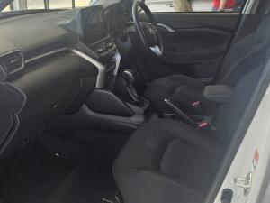 Toyota Urban Cruiser 1.5 XR automatic - Image 7