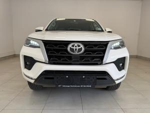 Toyota Fortuner 2.4GD-6 Raised Body - Image 4