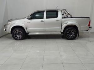 Toyota Hilux 3.0D-4D double cab Raider auto - Image 2