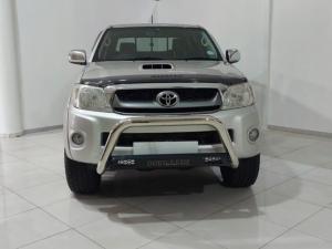 Toyota Hilux 3.0D-4D double cab Raider auto - Image 9