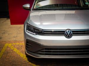 Volkswagen Polo sedan 1.6 manual - Image 5