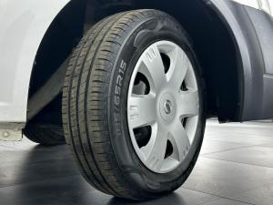 Nissan NP200 1.6 Safety PackS/C - Image 7