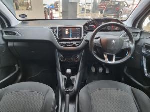 Peugeot 208 1.2 Active - Image 17