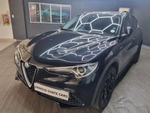 Alfa Romeo Stelvio 2.0T Veloce Q4 - Image 3