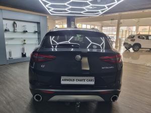Alfa Romeo Stelvio 2.0T Veloce Q4 - Image 7