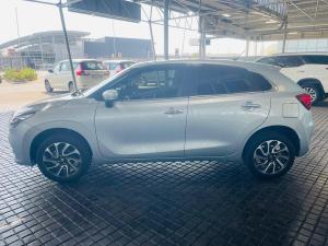 Suzuki Baleno 1.5 GLX auto - Image 4