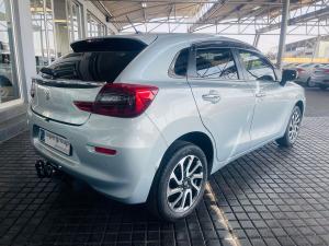 Suzuki Baleno 1.5 GLX auto - Image 7