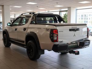 Mitsubishi Triton 2.4DI-D double cab 4x4 Xtreme - Image 9
