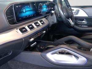 Mercedes-Benz GLE GLE300d 4Matic - Image 11