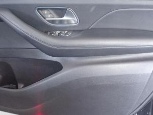 Mercedes-Benz GLE GLE300d 4Matic - Image 18