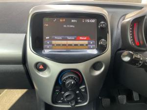 Toyota Aygo 1.0 - Image 16