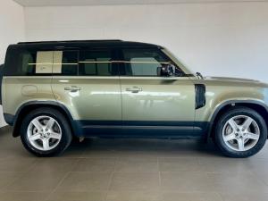 Land Rover Defender 110 D300 SE - Image 4