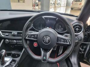 Alfa Romeo Giulia Quadrifoglio - Image 5