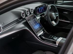 Mercedes-Benz C-Class C220d Avantgarde - Image 10