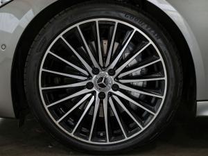 Mercedes-Benz C-Class C220d Avantgarde - Image 17