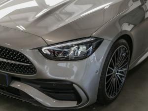 Mercedes-Benz C-Class C220d Avantgarde - Image 4