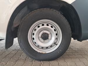 Toyota Hilux 2.4GD S (aircon) - Image 9
