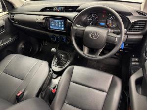 Toyota Hilux 2.4GD single cab S (aircon) - Image 6