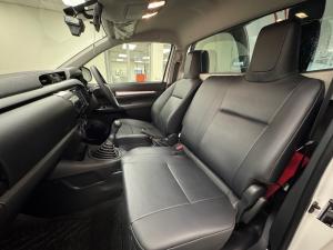 Toyota Hilux 2.4GD single cab S (aircon) - Image 7