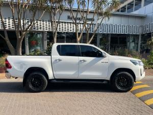Toyota Hilux 2.8GD-6 double cab 4x4 Raider auto - Image 3