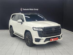 Toyota Land Cruiser 300 3.3D ZX SE - Image 1