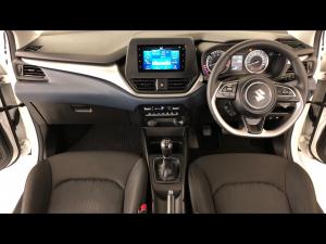 Suzuki Baleno 1.5 GL manual - Image 6