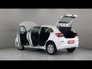 Suzuki Baleno 1.5 GL manual - Image 10