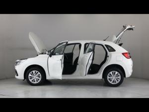 Suzuki Baleno 1.5 GL manual - Image 11