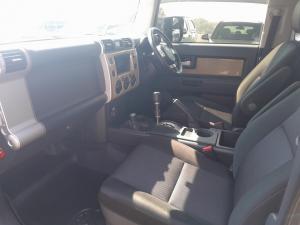 Toyota FJ Cruiser FJ Cruiser - Image 7