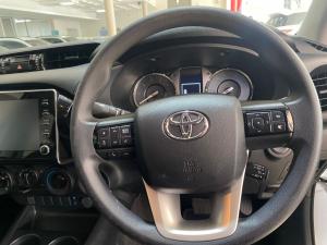 Toyota Hilux 2.4 GD-6 RB Raider automaticE/CAB - Image 13