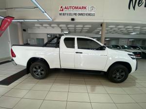 Toyota Hilux 2.4 GD-6 RB Raider automaticE/CAB - Image 3