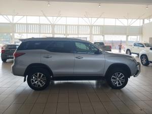 Toyota Fortuner 2.8GD-6 4X4 Epic automatic - Image 3