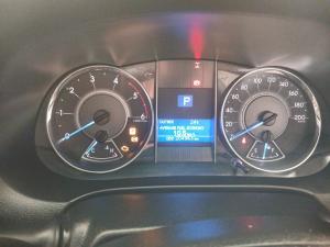 Toyota Fortuner 2.4GD-6 4X4 automatic - Image 11
