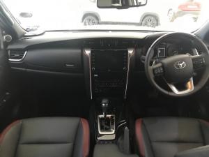 Toyota Fortuner 2.8GD-6 VX automatic - Image 6