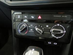 Volkswagen T-CROSS 1.0 TSI Comfortline DSG - Image 13