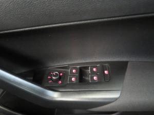 Volkswagen Polo 1.0 TSI Comfortline - Image 18