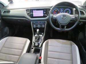 Volkswagen T-ROC 2.0 TSI Design 4MOT DSG - Image 6