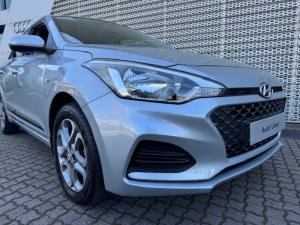 Hyundai i20 1.2 Fluid - Image 10