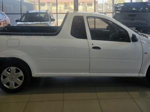Nissan NP200 1.6 Safety PackS/C - Image 3