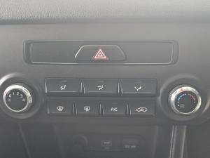 Kia Sportage 2.0 Ignite + automatic - Image 11