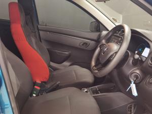 Renault Kwid 1.0 Zen auto - Image 9