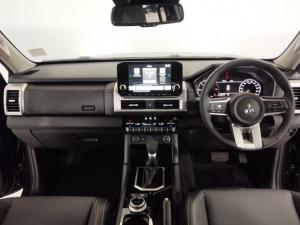 Mitsubishi Triton 2.4DI-D double cab Xtreme 4x4 - Image 11