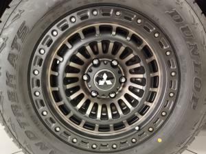 Mitsubishi Triton 2.4DI-D double cab Xtreme 4x4 - Image 12