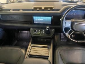 Land Rover Defender 110 D300 X - Image 5