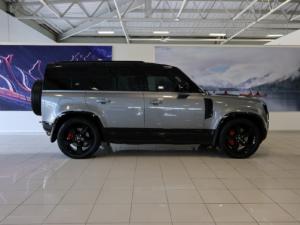Land Rover Defender 110 D300 X - Image 7