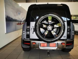 Land Rover Defender 110 D300 X - Image 9