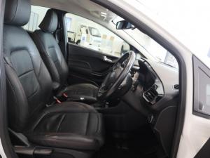 Ford Fiesta 1.0T Titanium auto - Image 5