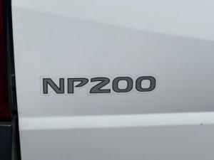 Nissan NP200 1.6i safety pack (aircon) - Image 10