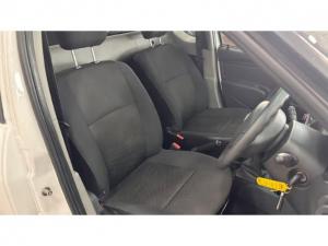 Nissan NP200 1.6i safety pack (aircon) - Image 6