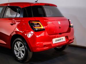 Suzuki Swift 1.2 GL+ manual - Image 12